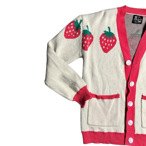 Steady Hands Shojo Dessert Cardigan Strawberry XS - Picture 2 of 6